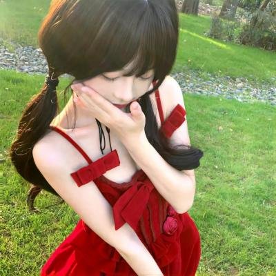 蒂拉和兰妮劫火车